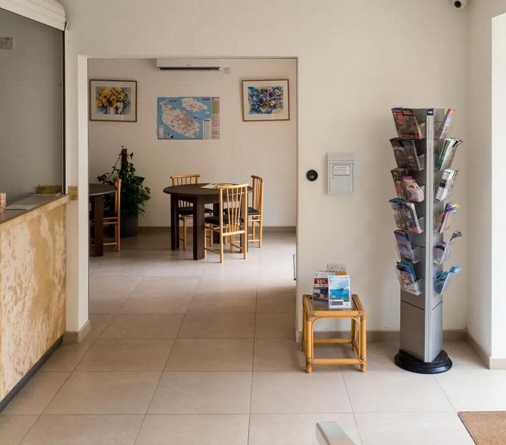 Апартаменти Hotel & Apartments Huli 3*